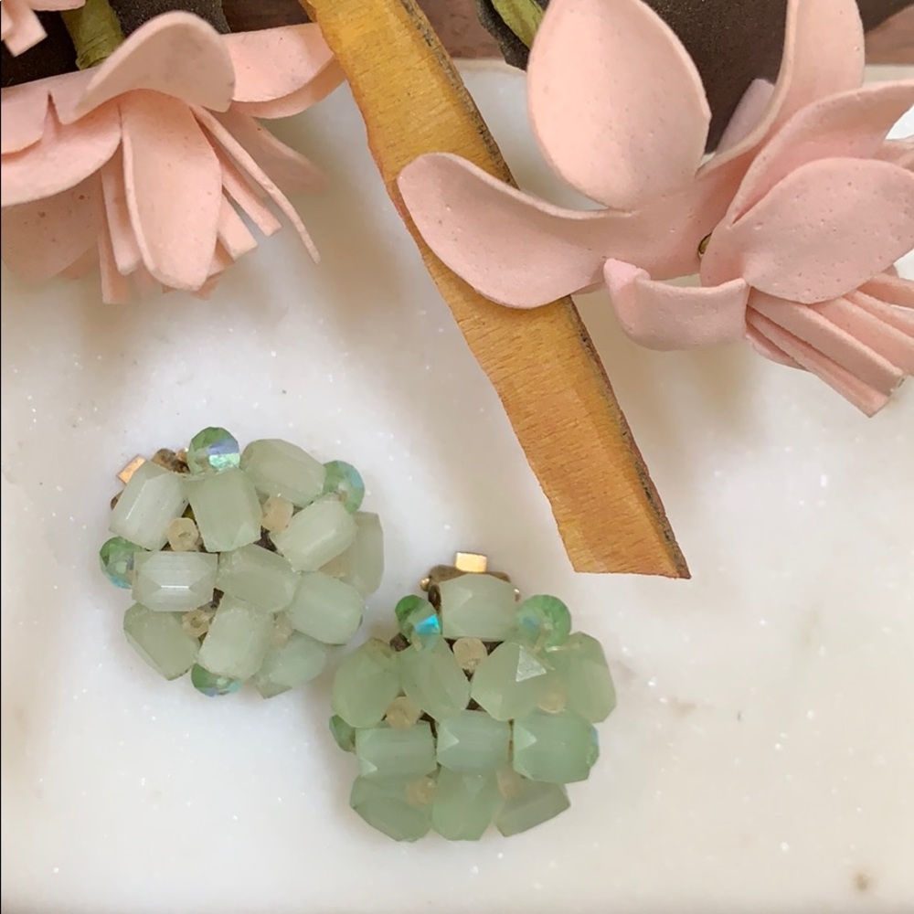 Vintage Aqua Chrystal Clip On Earrings